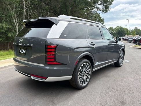 New 2026 Hyundai Palisade Calligraphy FWD image 6