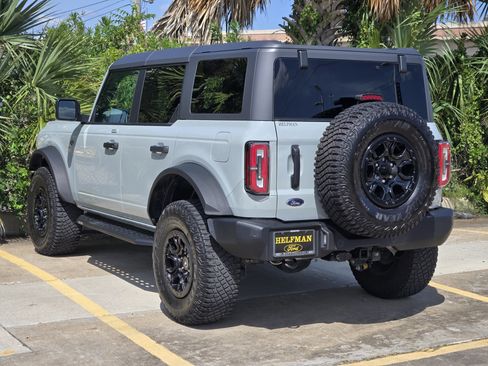 Used 2022 Ford Bronco Wildtrak AWD/4WD image 3