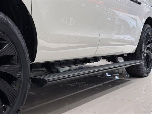 New 2025 Lincoln Navigator L Black Label w/ Black Label Special Edition image 6