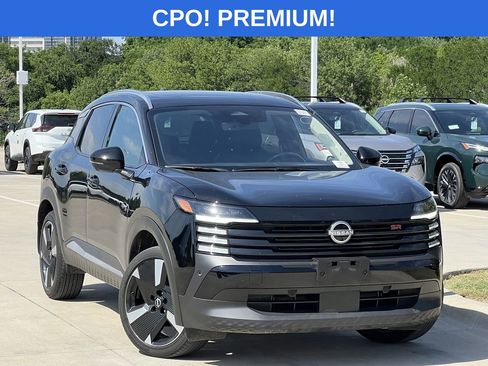 Certified 2025 Nissan Kicks SR w/ SR Premium Package FWD image 2