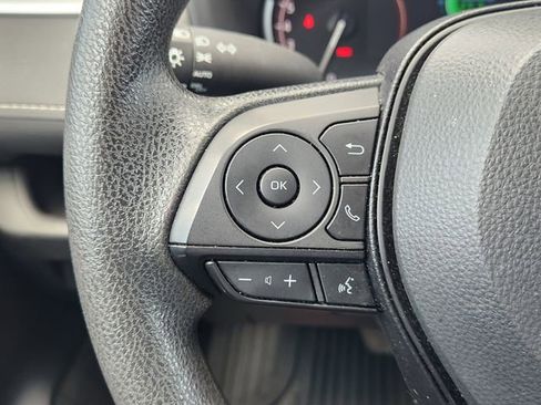 Used 2023 Toyota RAV4 XLE image 28