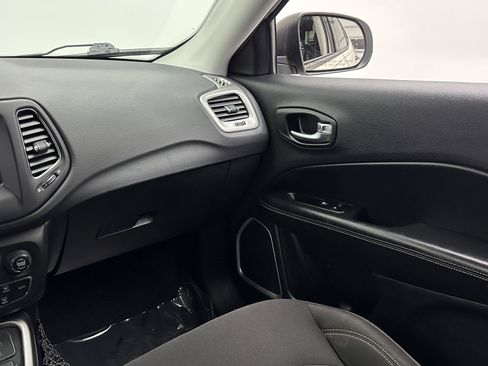 Used 2020 Jeep Compass Sport image 24