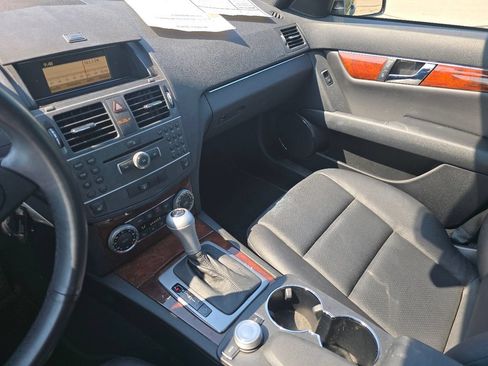 Used 2011 Mercedes-Benz C 300 4MATIC Sedan image 25