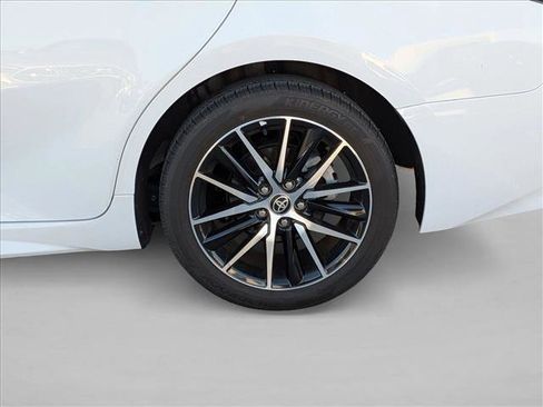 Used 2023 Toyota Camry SE image 17