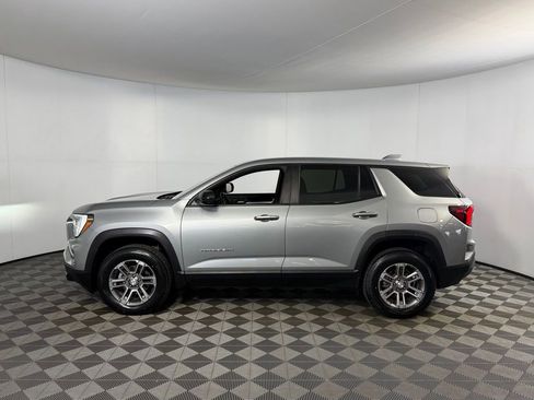 Used 2025 GMC Terrain Elevation AWD/4WD image 9