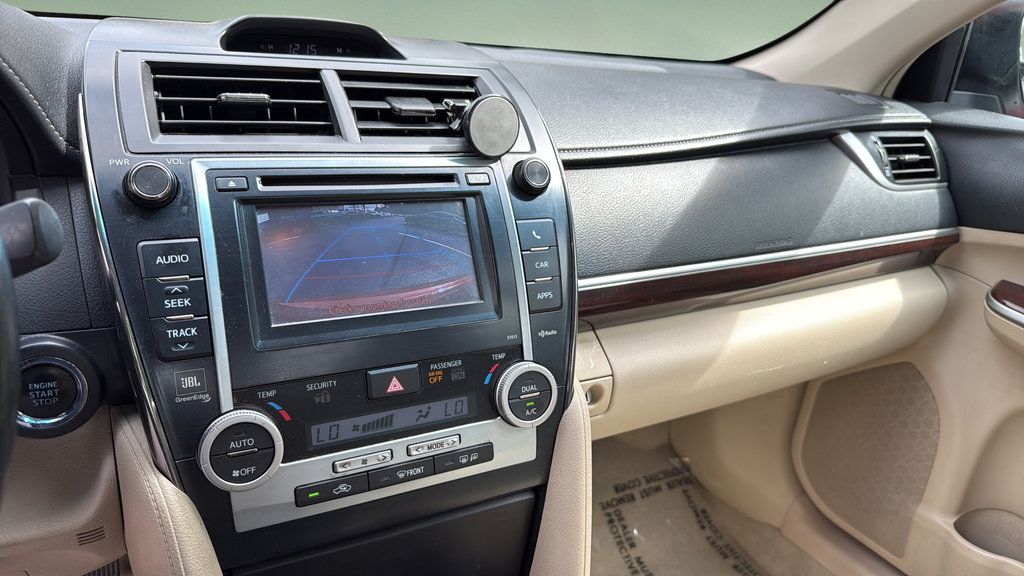 Used 2012 Toyota Camry XLE FWD image 30