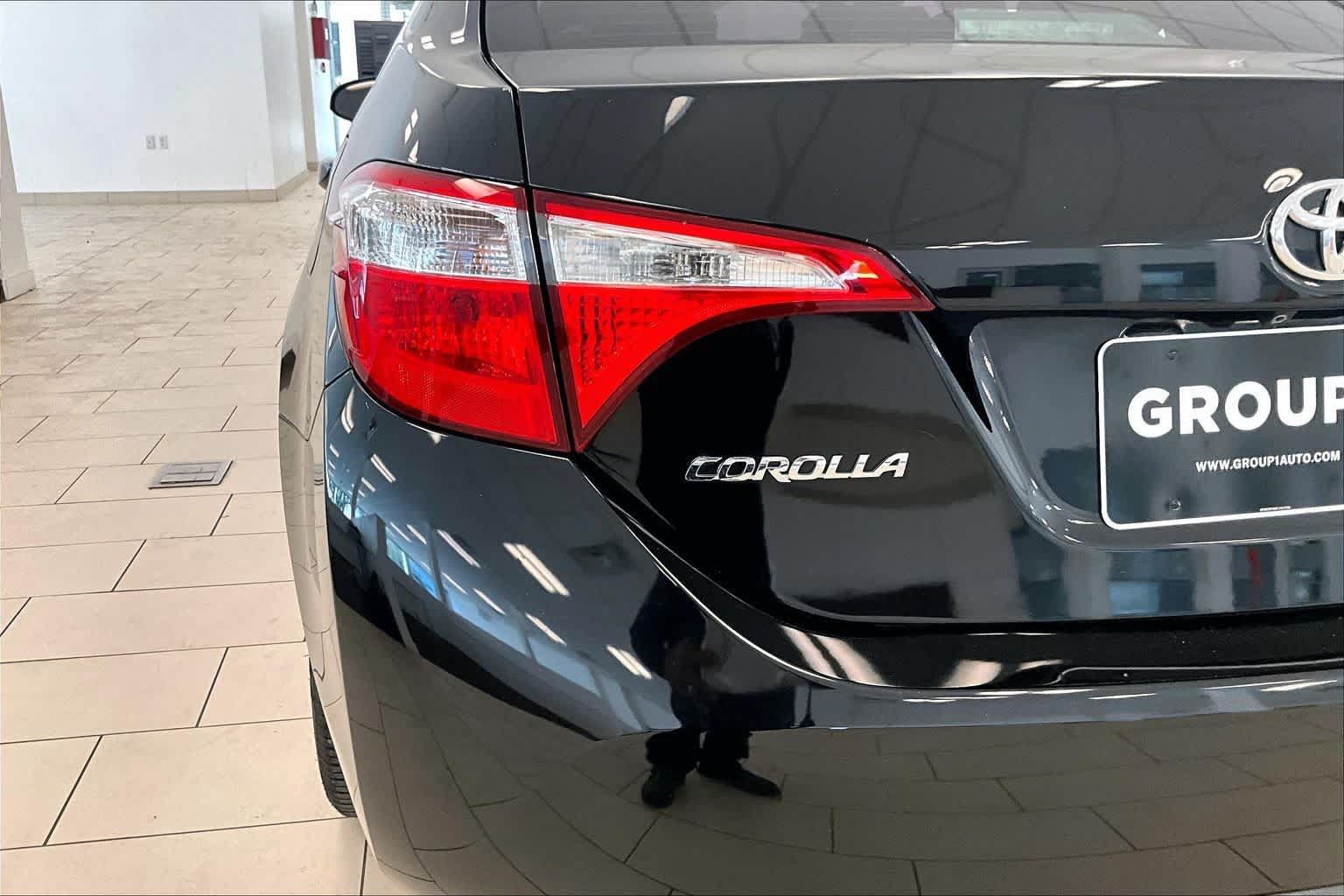 Used 2016 Toyota Corolla LE FWD image 29