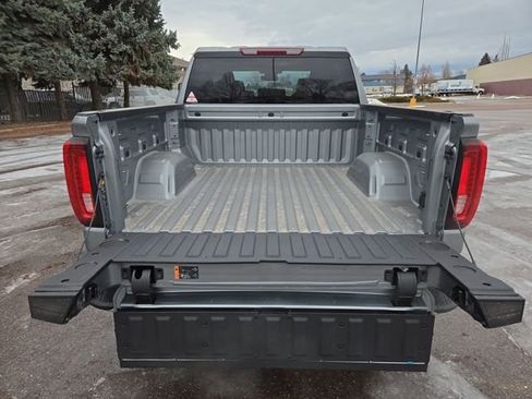 New 2026 GMC Sierra 1500 SLT w/ SLT Convenience Package image 35