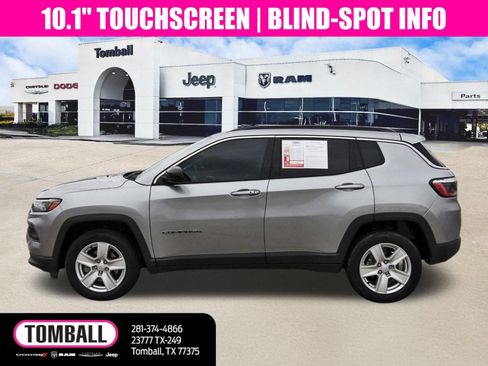 Used 2022 Jeep Compass Latitude AWD/4WD image 4