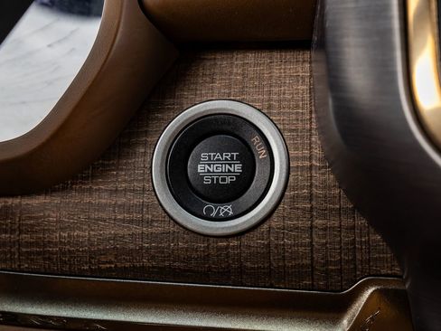 Used 2023 RAM 3500 Limited image 22