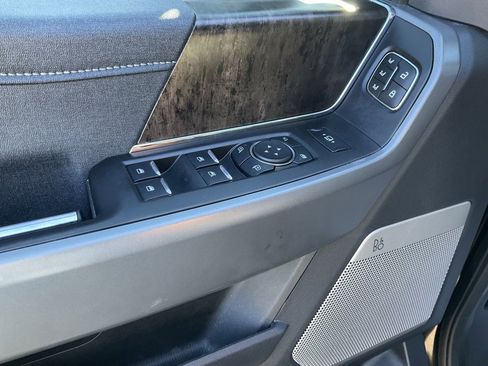 Used 2024 Ford F250 Lariat w/ Sport Appearance Package image 18