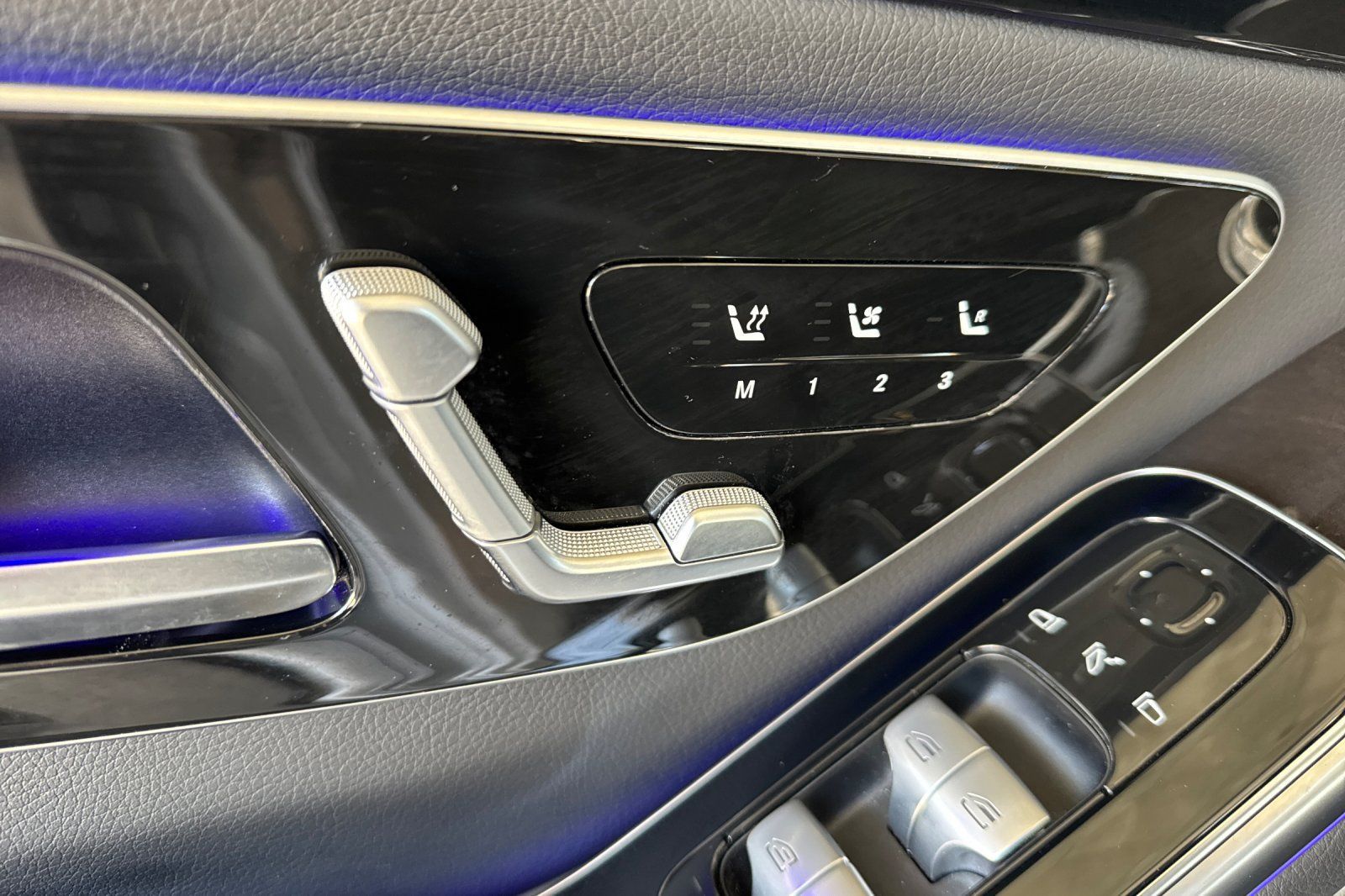 Used 2022 Mercedes-Benz S 500 4MATIC image 13