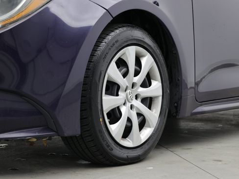 Used 2021 Toyota Corolla LE FWD image 8