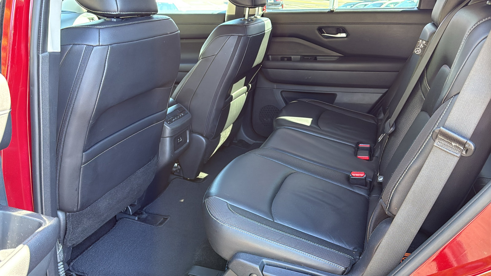 Certified 2024 Nissan Pathfinder SL AWD/4WD image 21