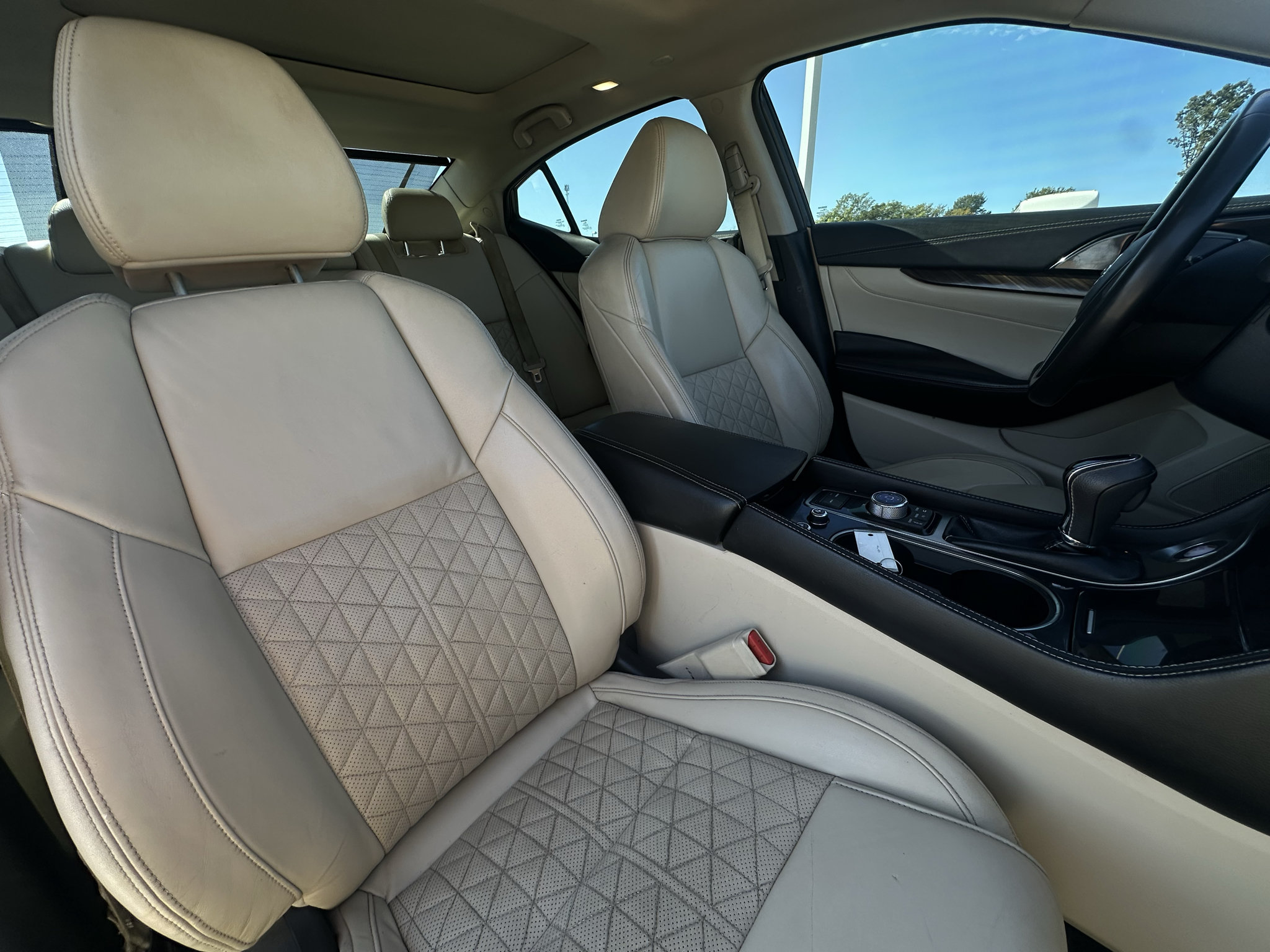 Used 2018 Nissan Maxima Platinum FWD image 12