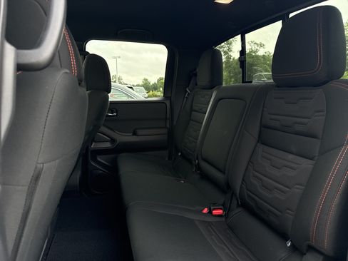 Used 2025 Nissan Frontier PRO-4X w/ Pro Convenience Package AWD/4WD image 29