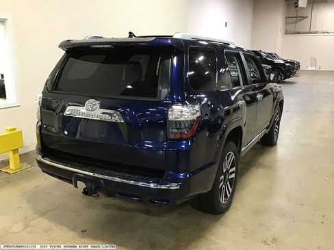 Used 2022 Toyota 4Runner Limited image 5