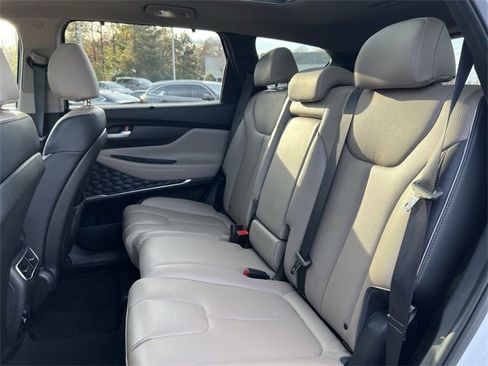 Used 2023 Hyundai Santa Fe Limited image 23