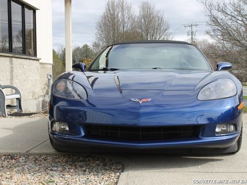 Used 2007 Chevrolet Corvette Convertible w/ Preferred Equipment Group image 8