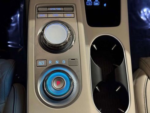 Used 2025 Genesis GV70 3.5T Sport w/ Sport Prestige Package image 19