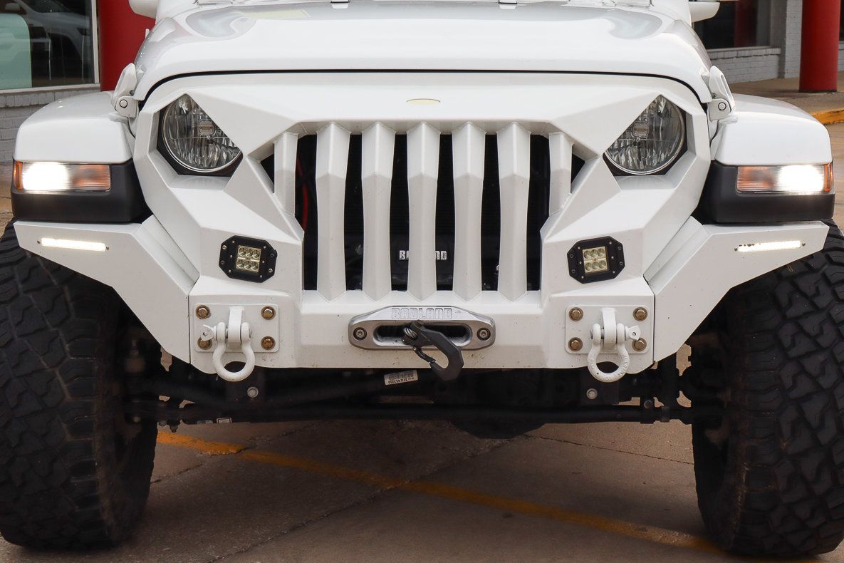 Used 2021 Jeep Wrangler Unlimited Sahara AWD/4WD image 13
