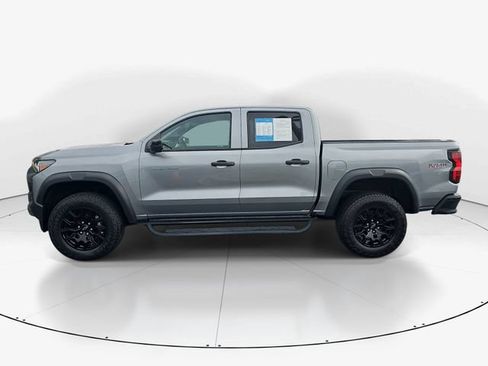 Used 2023 Chevrolet Colorado Trail Boss w/ Technology Package AWD/4WD image 8