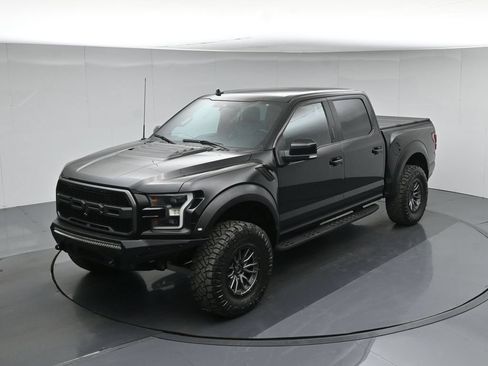 Used 2020 Ford F150 Raptor w/ Equipment Group 802A Luxury AWD/4WD image 40