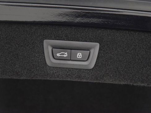 Used 2025 BMW M850i xDrive image 35