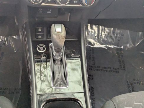 Certified 2024 Nissan Kicks SV image 22