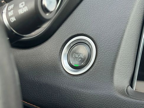 Used 2019 Cadillac XT4 Sport image 31