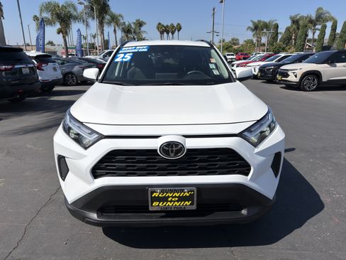 Used 2025 Toyota RAV4 XLE FWD image 3
