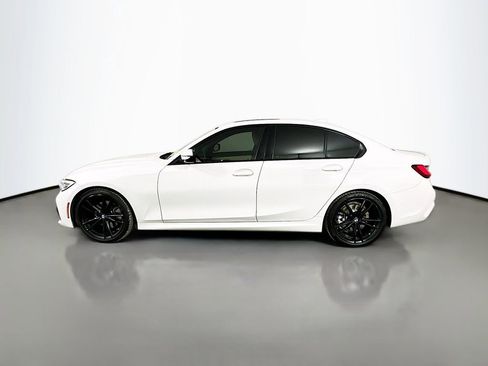 Used 2022 BMW 330i Sedan w/ M Sport Package image 8