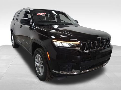 New 2025 Jeep Grand Cherokee L Laredo w/ Luxury Tech Group I image 4