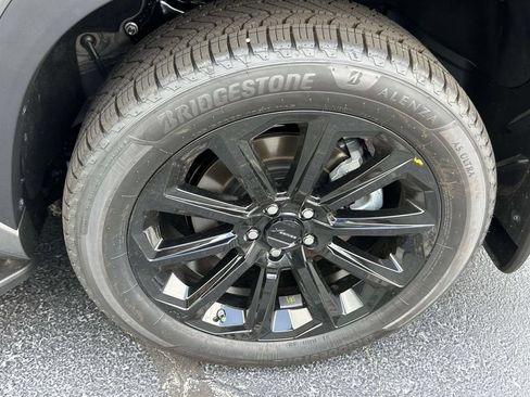 New 2026 Toyota Highlander XLE AWD/4WD image 10