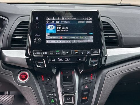 Used 2018 Honda Odyssey EX-L image 11