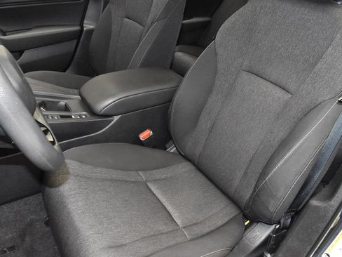 Used 2023 Honda Accord EX image 13