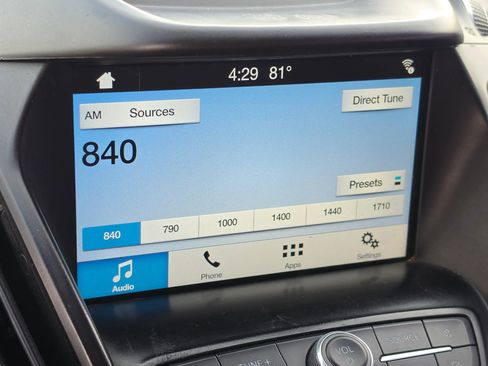 Used 2019 Ford Escape SE FWD image 21