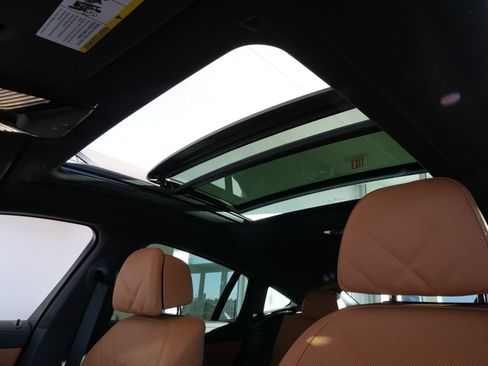 New 2026 BMW X6 xDrive40i image 27