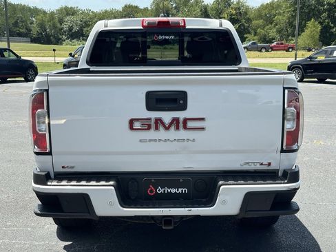 Used 2021 GMC Canyon AT4 w/ Driver Alert Package image 5