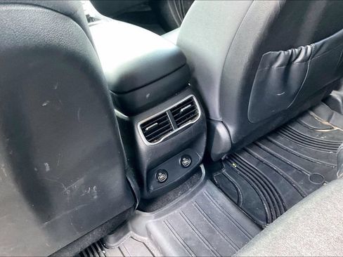 Used 2023 Hyundai Santa Fe SEL FWD image 31