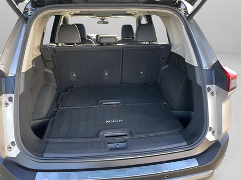 Used 2022 Nissan Rogue SL w/ SL Premium Package image 29