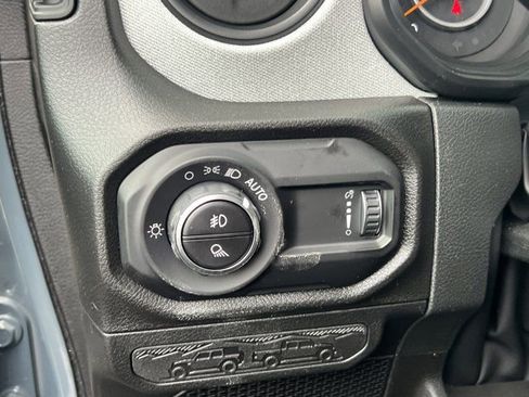 New 2026 Jeep Gladiator Sport image 20