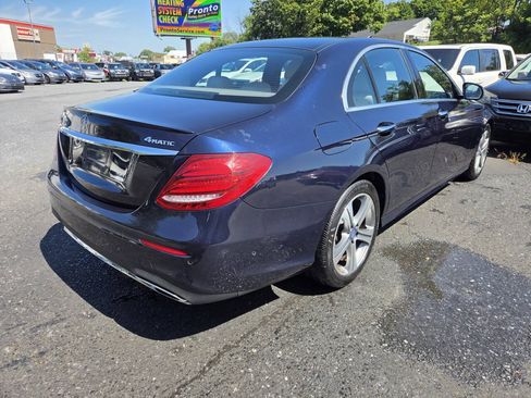 Used 2017 Mercedes-Benz E 300 4MATIC image 6