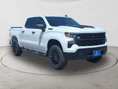New 2026 Chevrolet Silverado 1500 Custom Trail Boss w/ Turbomax Blackout Package