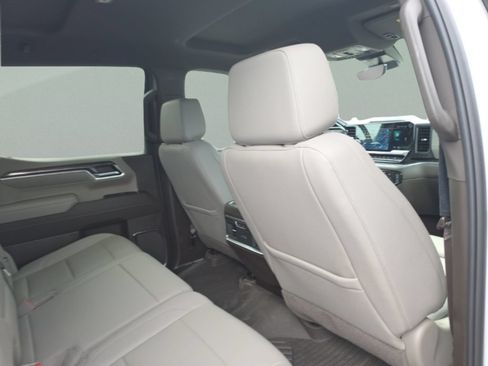 Used 2024 Chevrolet Silverado 1500 LTZ AWD/4WD image 24