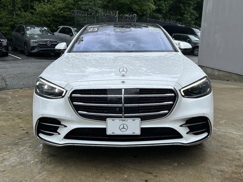 Certified 2025 Mercedes-Benz S 580 4MATIC Sedan w/ AMG Line Package image 3