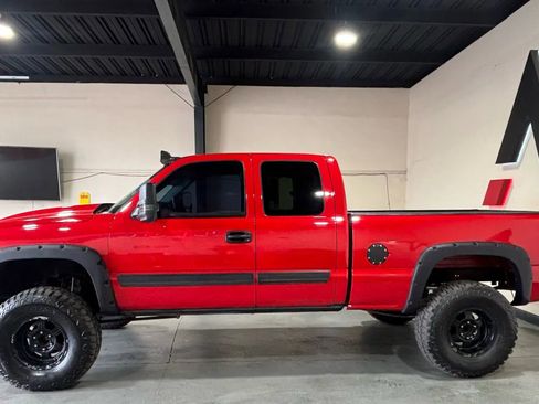 Used 2003 Chevrolet Silverado 1500 LS w/ Off-Road Package image 4