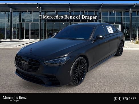 Used 2022 Mercedes-Benz S 580 4MATIC Sedan w/ AMG Line Package image 1