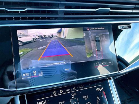 Used 2021 Audi Q7 3.0T Premium Plus w/ Premium Plus Package image 30