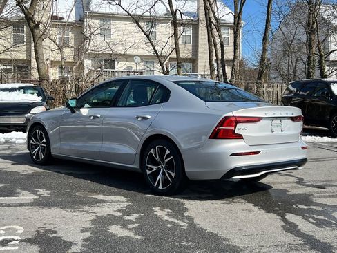 Used 2024 Volvo S60 B5 Core image 4